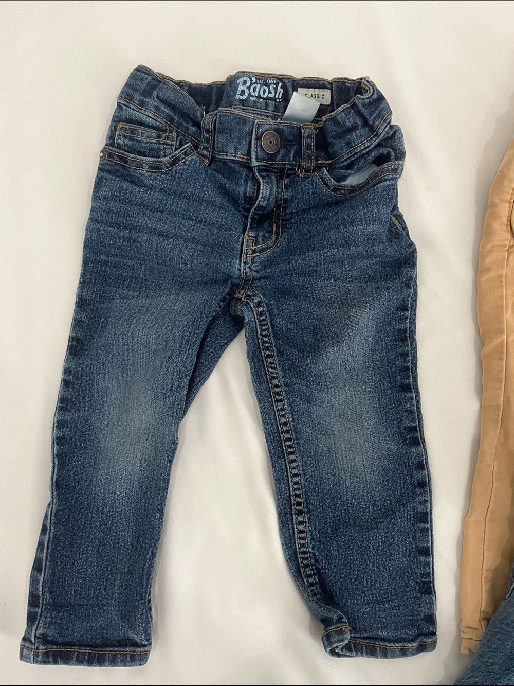 2T pants bundle - Picture 2 of 5